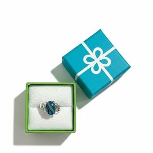 Elegant Silver and Blue Women's Ring size 8